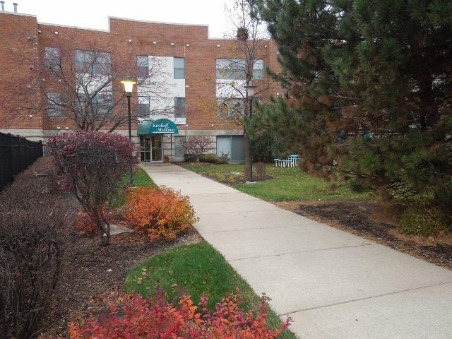 3265 Kirchoff Rd. #121, Rolling Meadows, IL 60008