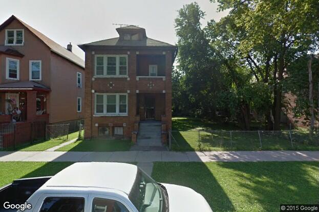 8208 S Escanaba Ave., Chicago, IL 60617