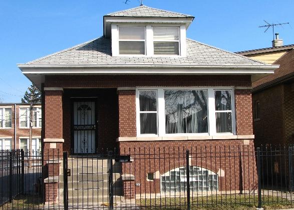 7017 S Fairfield Ave., Chicago, IL 60629