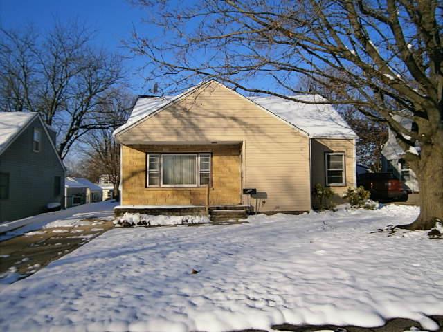 1923 Raismore Rd., Rockford, IL 61108