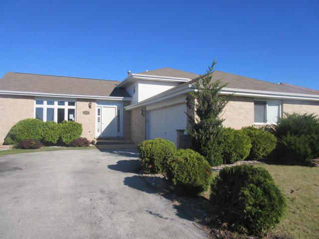 5226 Deana Ln., Richton Park, IL 60471