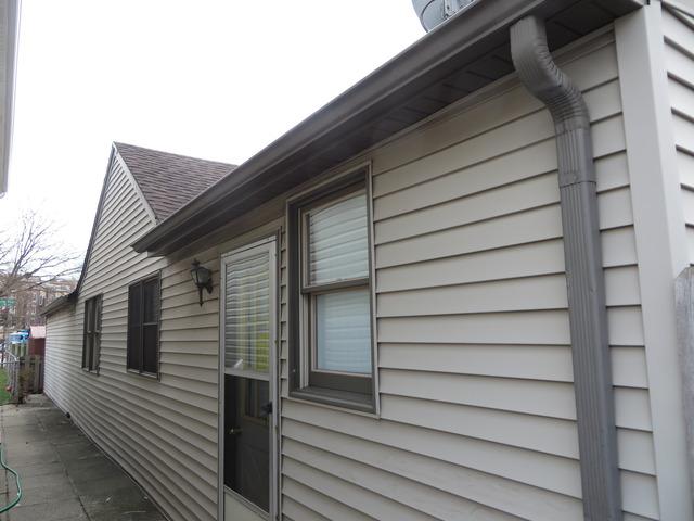 6808 W Forest Preserve Dr., Harwood Heights, IL 60706