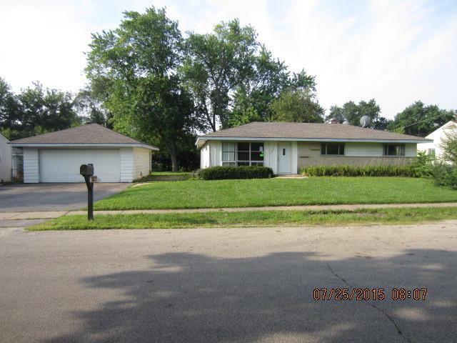 1377 Mulberry Ln., Crystal Lake, IL 60014