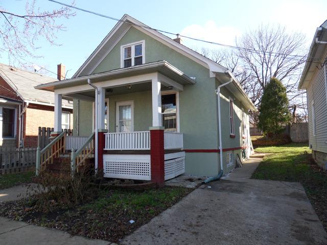 716 Hamilton Ave., Aurora, IL 60505
