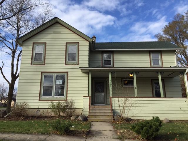 321 S Main St., Kingston, IL 60145