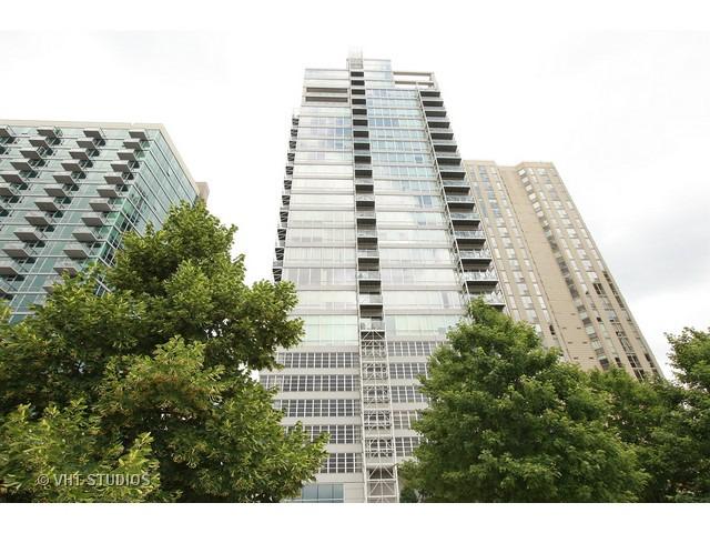 653 N Kingsbury St. #1902, Chicago, IL 60654