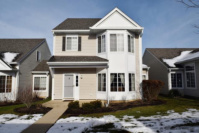 220 Hidden Creek Ln., North Aurora, IL 60542