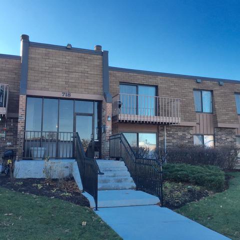 718 Tipperary Ct. #2C, Schaumburg, IL 60193