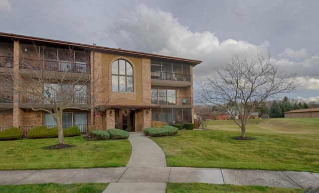 11111 Heritage Dr. #2A, Palos Hills, IL 60465