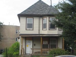 318 W 75th St., Chicago, IL 60620