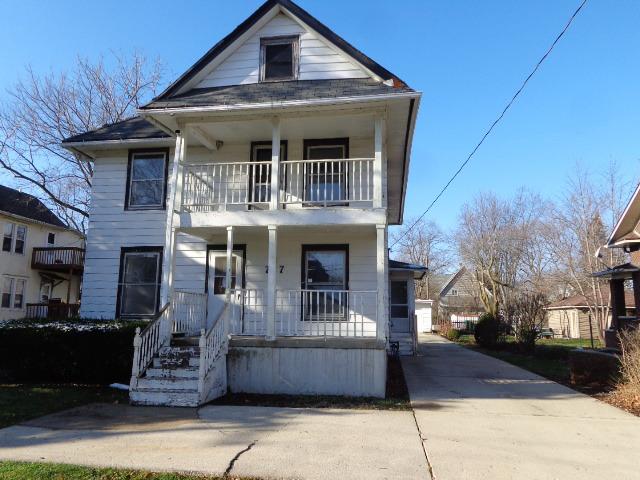 727 N 7th St., Dekalb, IL 60115