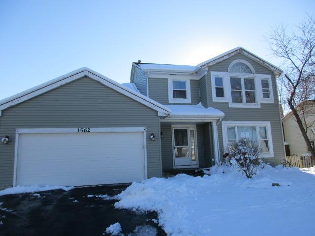 1562 Candlewood Dr., Crystal Lake, IL 60014