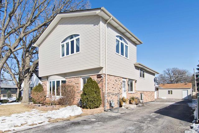 10609 S 81st Ave., Palos Hills, IL 60465