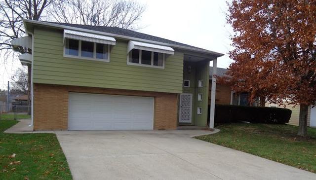 1030 N 3rd St., Rochelle, IL 61068