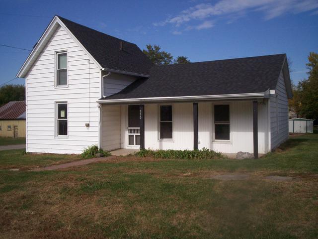 330 W Sheridan St., Sheridan, IL 60551