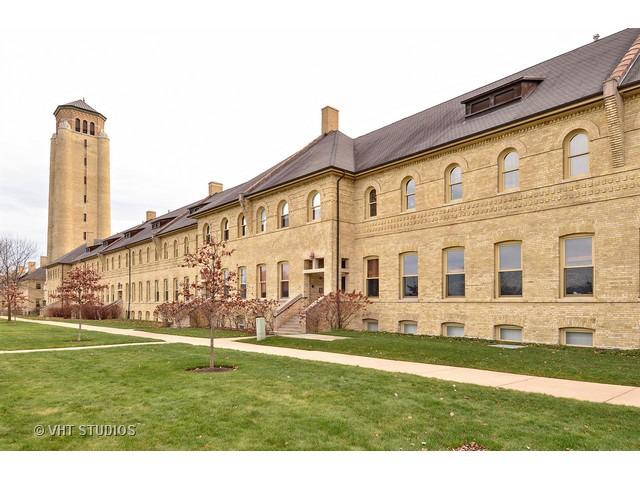268 Leonard Wood South Ave. #206, Highland Park, IL 60035