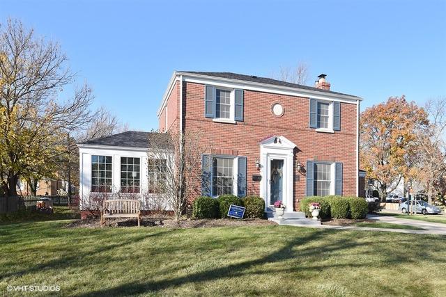 2 Iroquois Dr., Clarendon Hills, IL 60514