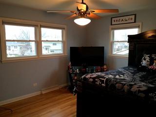 437 N Ridgemoor Ave., Mundelein, IL 60060