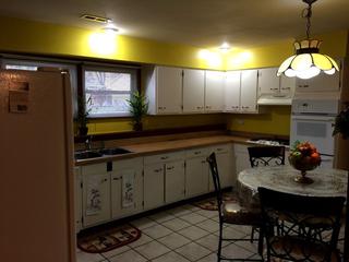 437 N Ridgemoor Ave., Mundelein, IL 60060