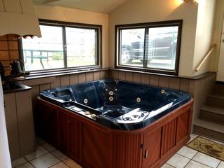 437 N Ridgemoor Ave., Mundelein, IL 60060