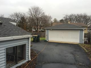 437 N Ridgemoor Ave., Mundelein, IL 60060