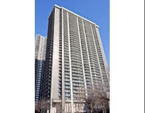 6007 N Sheridan Rd. #10H, Chicago, IL 60660