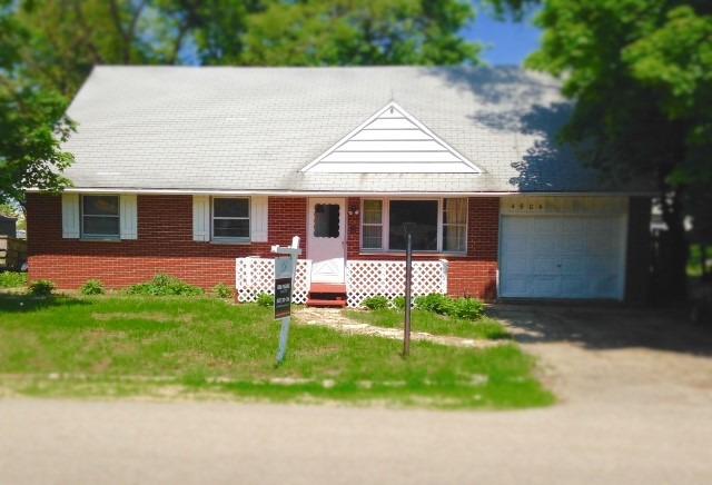 4904 State St., Crystal Lake, IL 60014