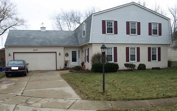 829 Prince Charles Ct., Schaumburg, IL 60195