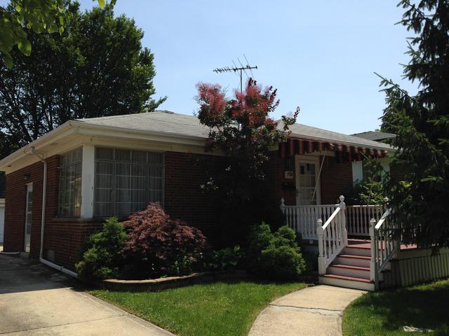 739 S Ashland Ave., La Grange, IL 60525