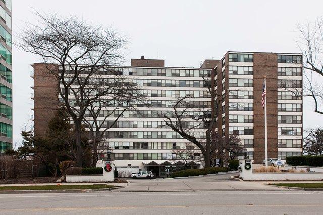 1616 Sheridan Rd. #8E, Wilmette, IL 60091