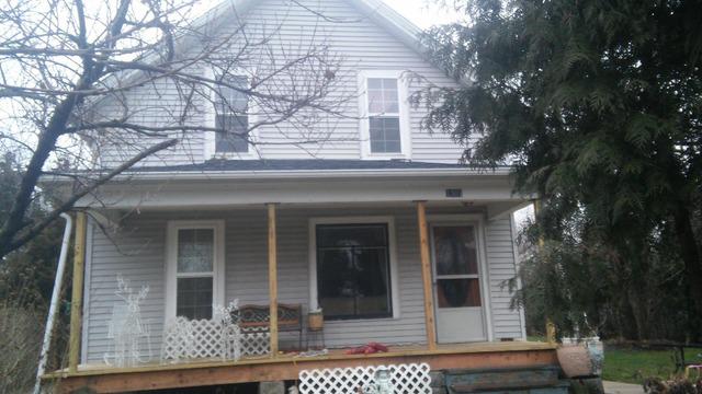 1307 Solfisburg Ave., Aurora, IL 60505
