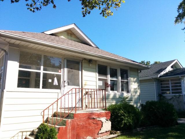 1520 Brookside Ave., Waukegan, IL 60085