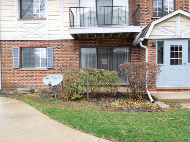 3256 Sanders Rd. #4A, Northbrook, IL 60062
