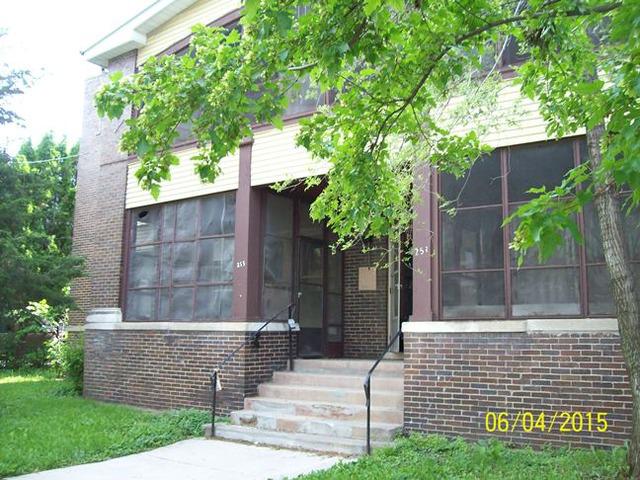 255 High St., Aurora, IL 60505