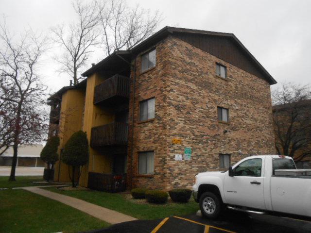 1257 Cunningham Dr. #3E, Calumet City, IL 60409