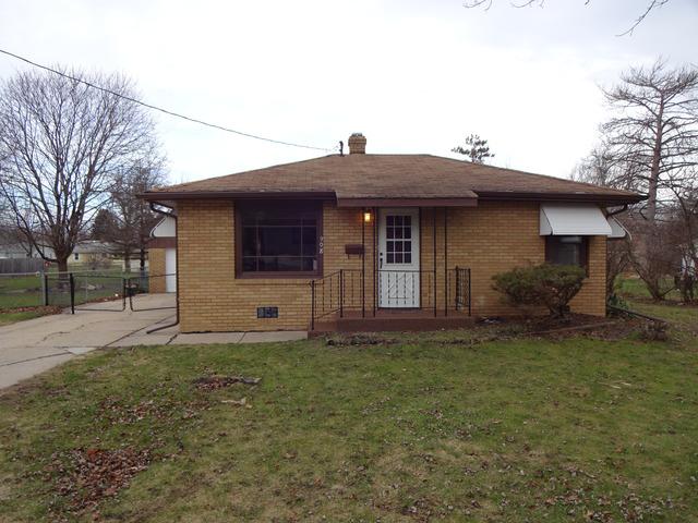 908 Evans Ave., Machesney Park, IL 61115
