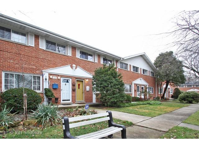 358 Skokie Ct., Wilmette, IL 60091