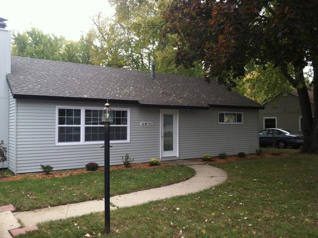 34W729 Clyde Pkwy., St. Charles, IL 60174