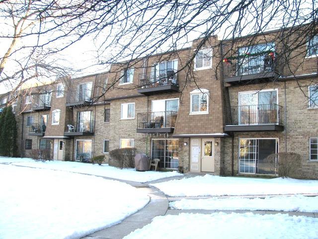 9420 Bay Colony Dr. #1E, Des Plaines, IL 60016