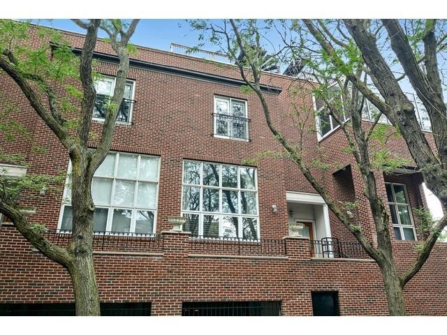 747 W Wrightwood Ave. #B, Chicago, IL 60614