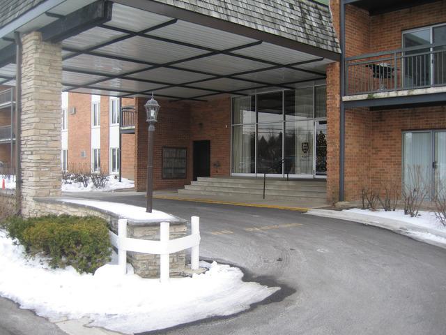 4224 Saratoga Ave. #J315, Downers Grove, IL 60515