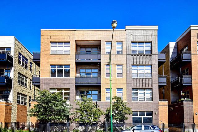 2935 N Clybourn Ave. #301, Chicago, IL 60618