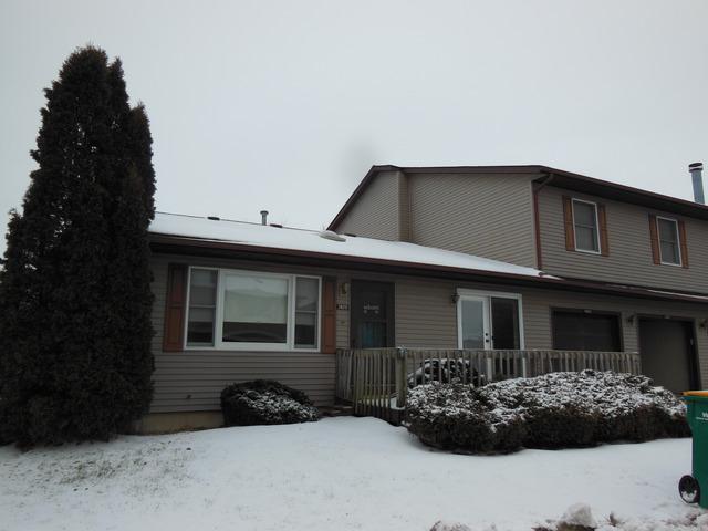 1820 Kerrybrook Ct., Sycamore, IL 60178
