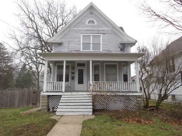 829 Dekalb Ave., Sycamore, IL 60178