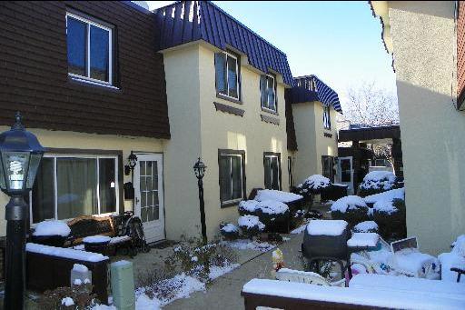 4039 Fitzjames Walkway, Oak Lawn, IL 60453