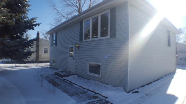 425 Marquette Rd., Machesney Park, IL 61115