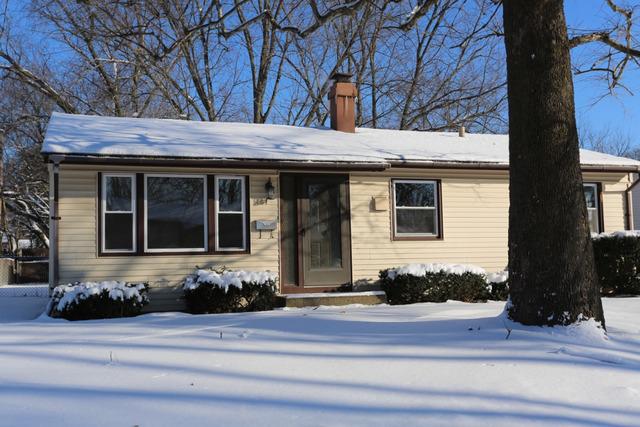 141 Pecos Cir., Carpentersville, IL 60110