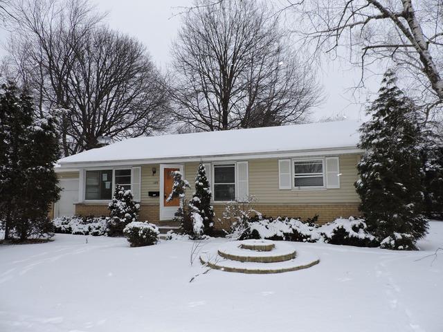 1185 Algonquin Dr., Elgin, IL 60120