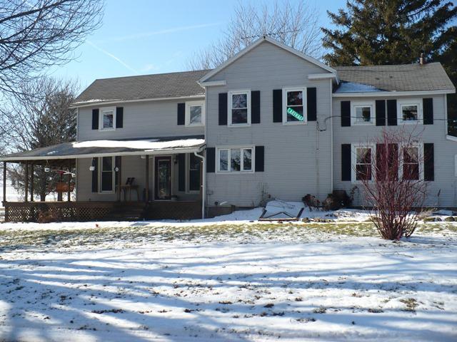 7116 E Gurler Rd., Ashton, IL 61006
