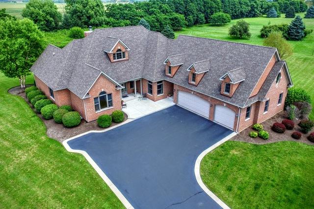 969 Denny Rd., Sugar Grove, IL 60554